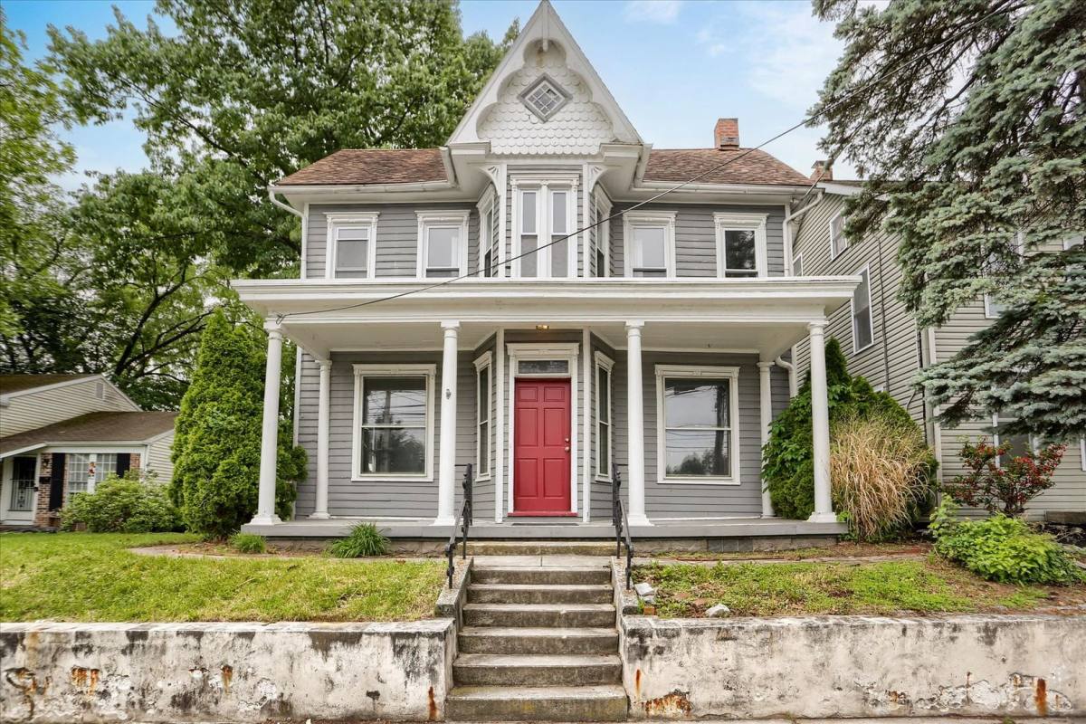 House for rent at 14 S 17th St, Camp Hill, PA 17011