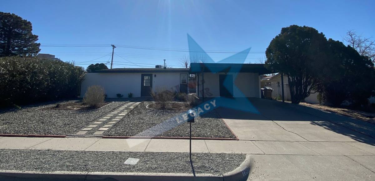 House for rent at 1940 Anderson Dr, Las Cruces, NM 88001