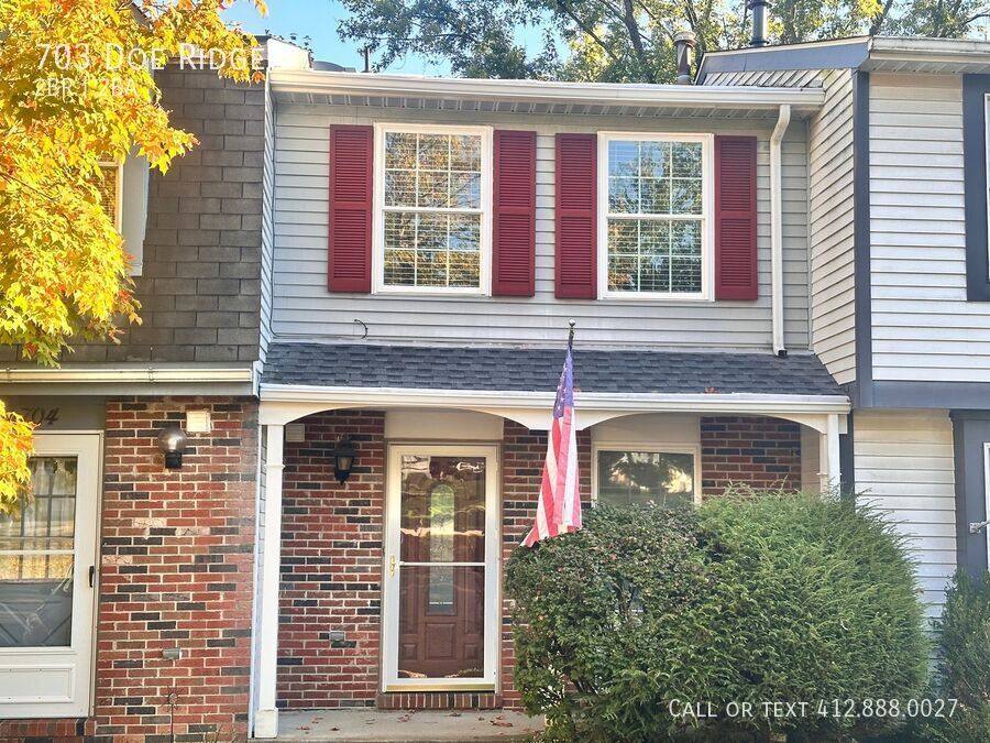 Townhouse for rent at 703 Doe Ridge, Cranberry Township, PA 16066