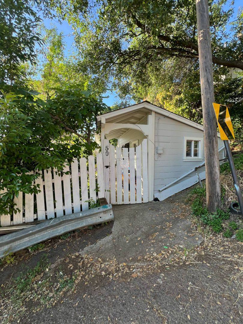 Apartment for rent at 153 N Stewart St, Sonora, CA 95370