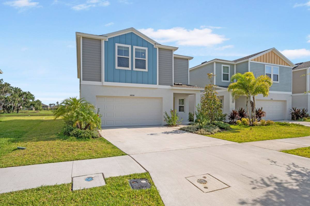 House for rent at 14884 Summer Branch Dr, Lithia, FL 33547