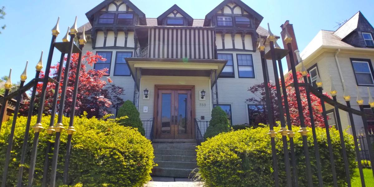 Apartment for rent at 733 W Delavan Ave, Buffalo, NY 14222