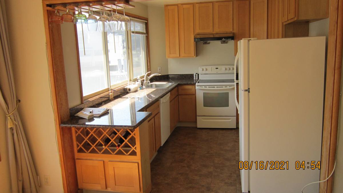 Apartment for rent at 579 Corbett Ave #5, San Francisco, CA 94114