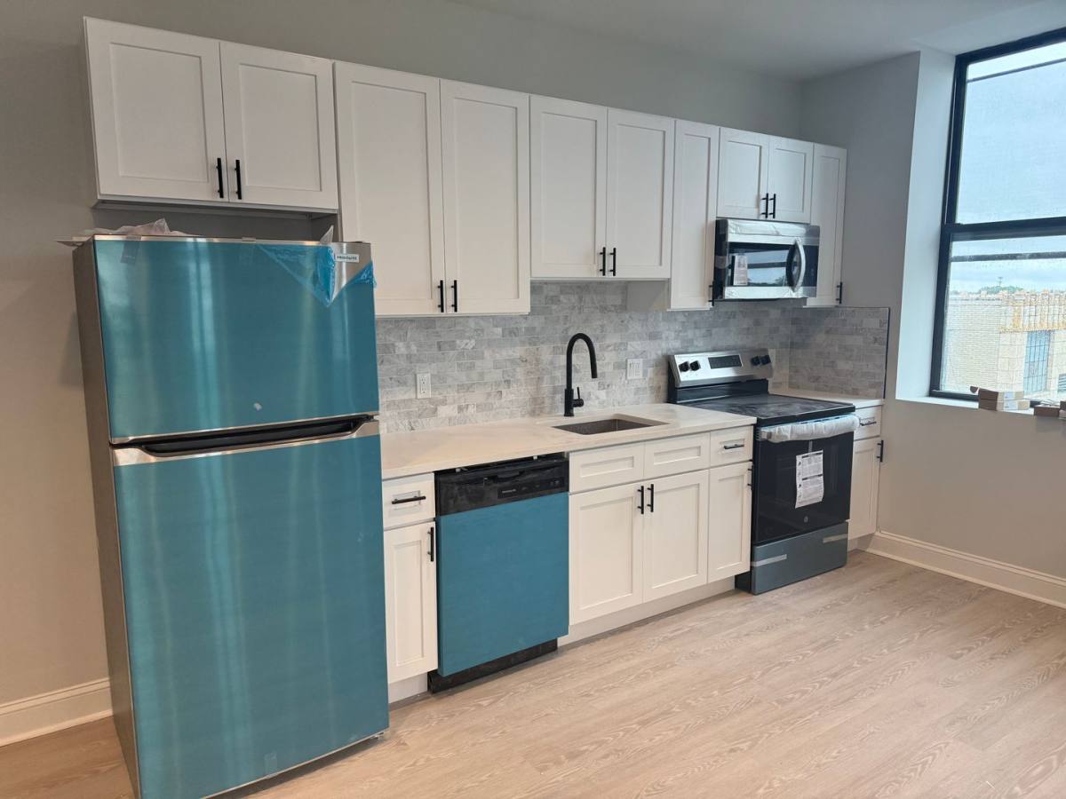 Apartment for rent at 6909 Ludlow St, Upper Darby, PA 19082
