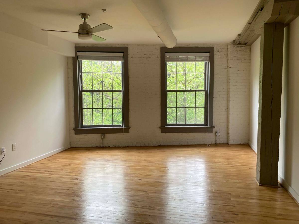 Apartment for rent at 41 Cabell St, Lynchburg, VA 24504