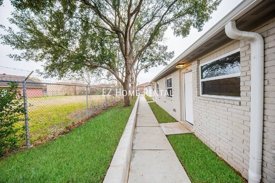 Apartment for rent at 5044 Mallow St #A, Houston, TX 77033