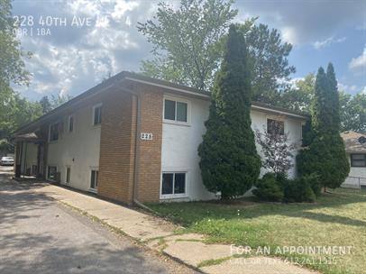 Apartment for rent at 228 40th Ave NE #4, Minneapolis, MN 55421