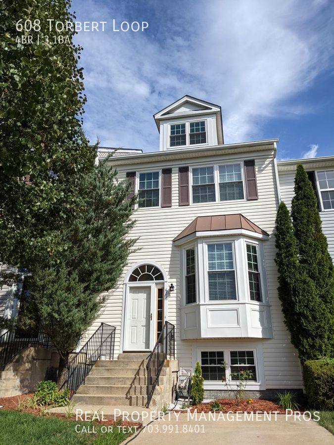 Townhouse for rent at 608 Torbert Loop, Stafford, VA 22554