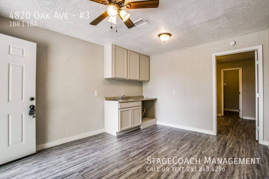Apartment for rent at 4820 Oak Ave #3, Pasadena, TX 77503