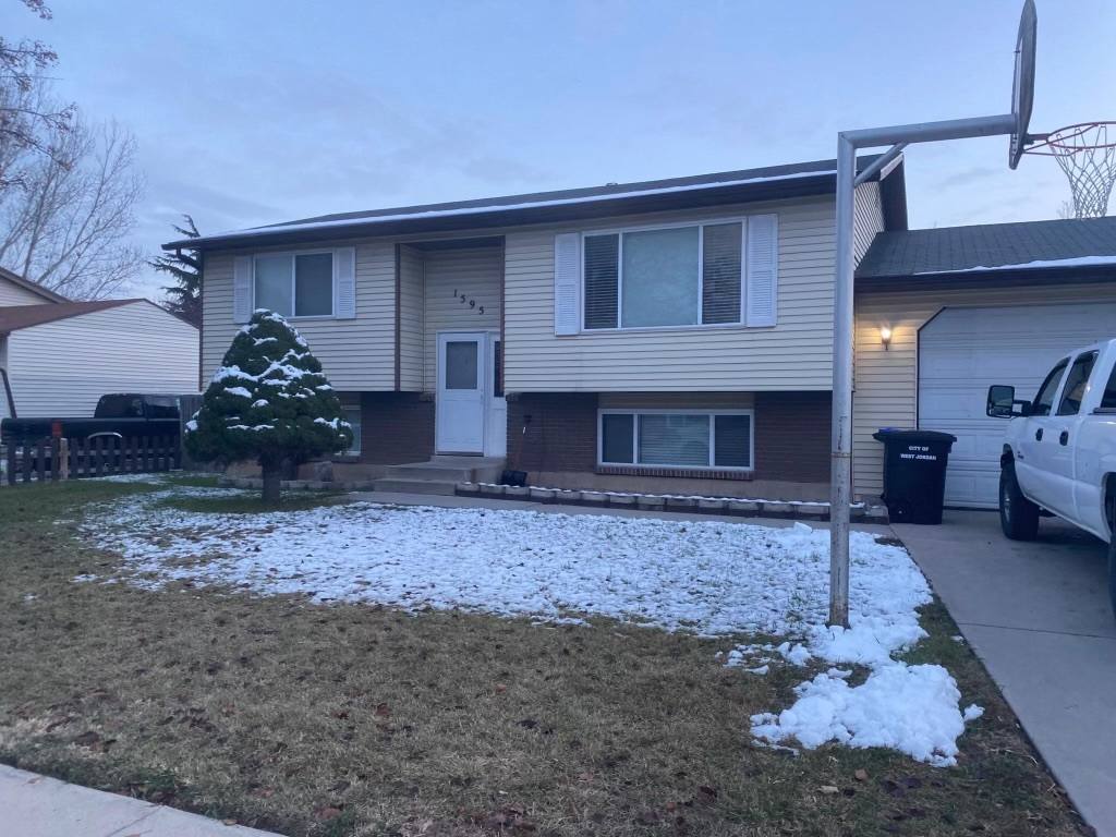 Apartment for rent at 1595 W 8295 S, West Jordan, UT 84088