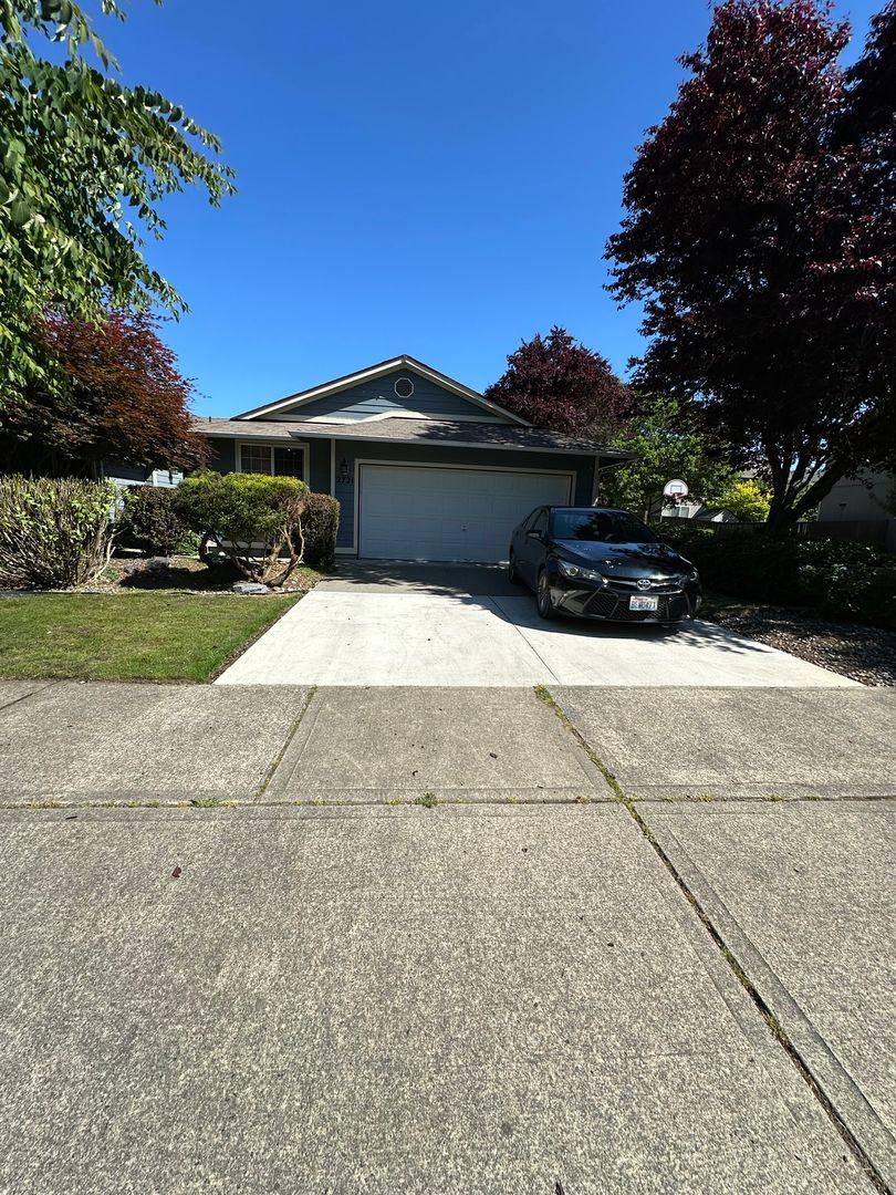 House for rent at 2721 Hidden Sp Loop SE, Lacey, WA 98503