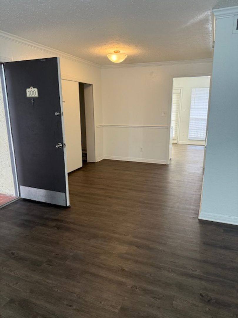 Apartment for rent at 335 Wymore Rd, Altamonte Springs, FL 32714