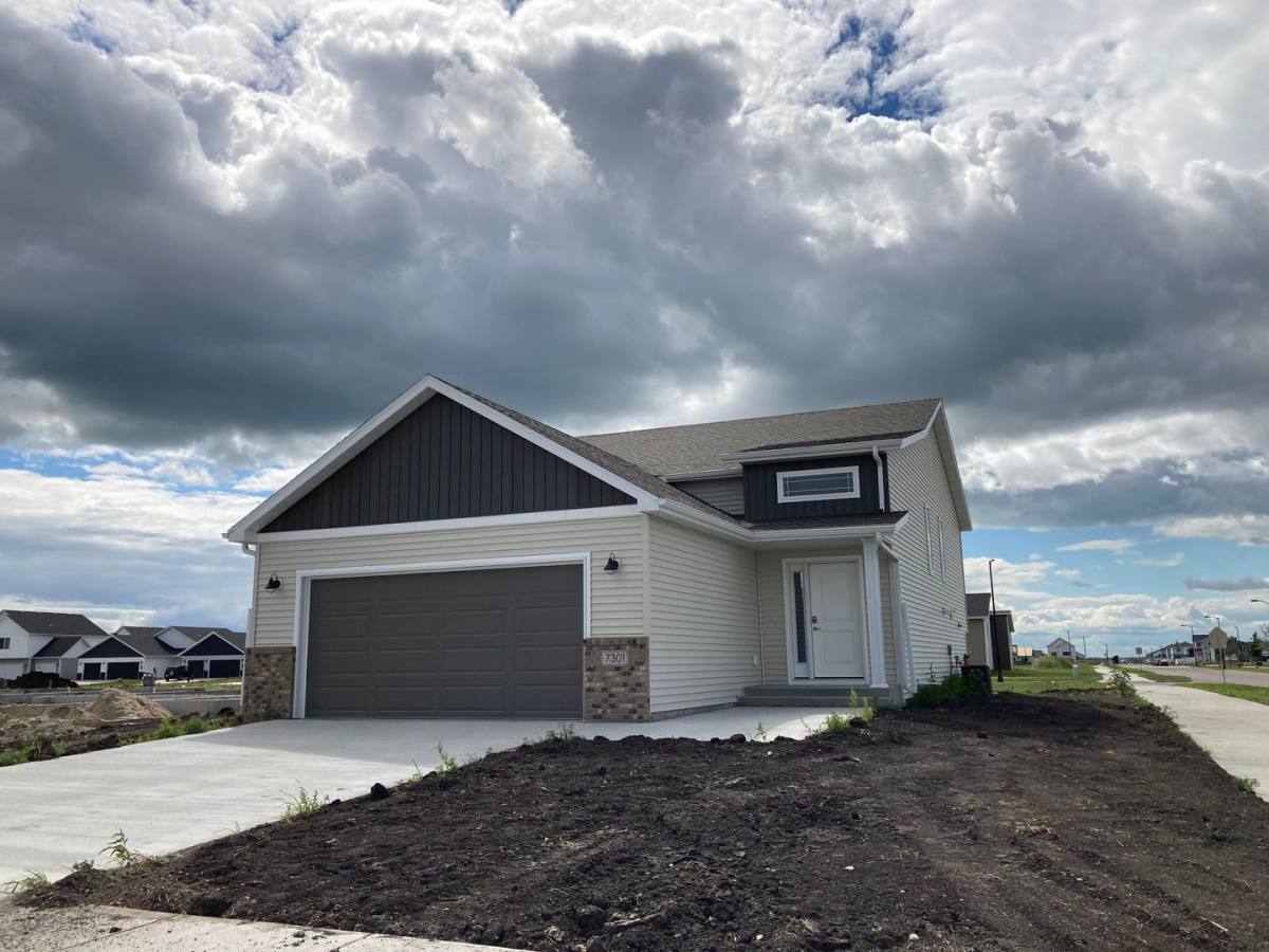 House for rent at 7301 Aquiline Dr S, Fargo, ND 58104