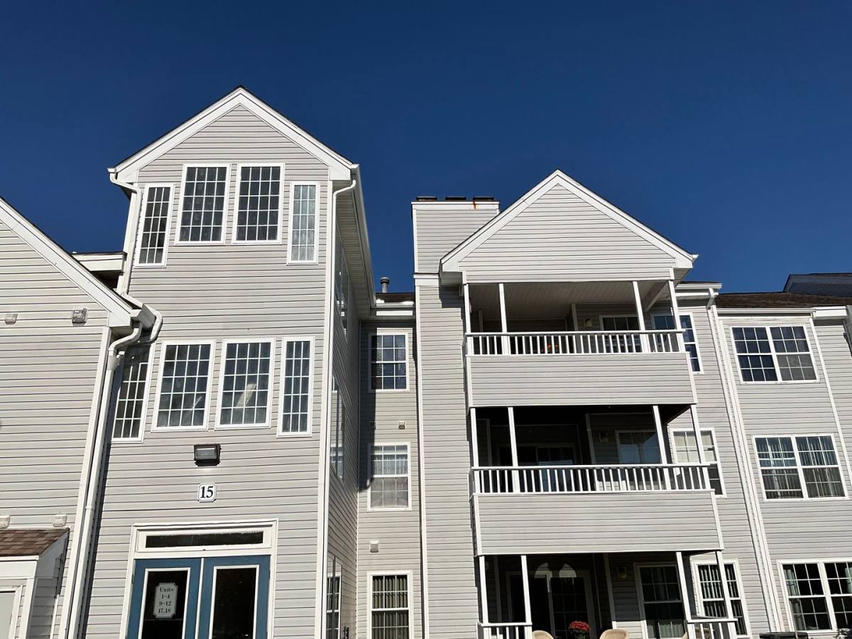 Condo for rent at 15 Forest Glen, Middletown, CT 06457