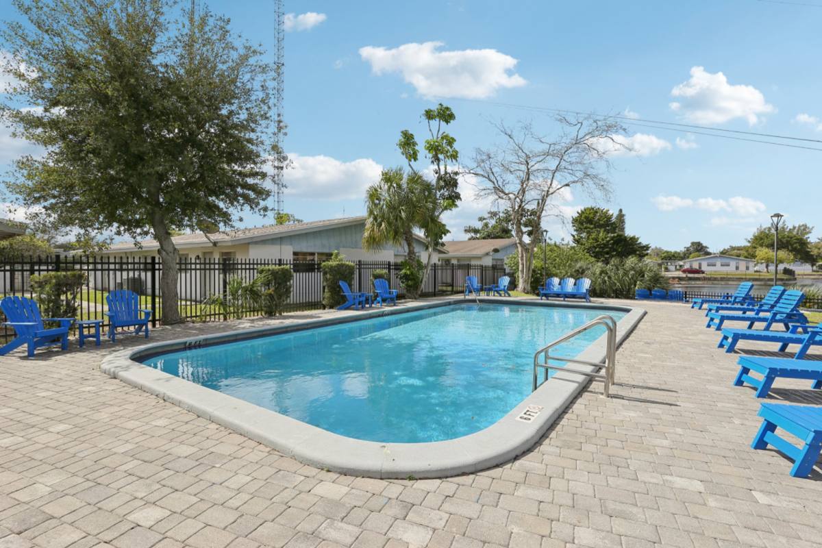 Apartment for rent at 3252 SW 52nd Ave, Hollywood, FL 33023