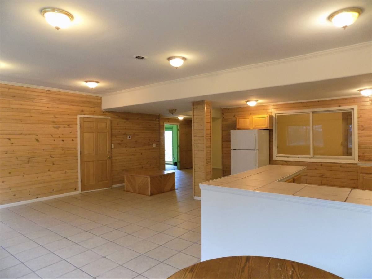 Apartment for rent at 1808 Simula Lane, Fairfield, IA 52556