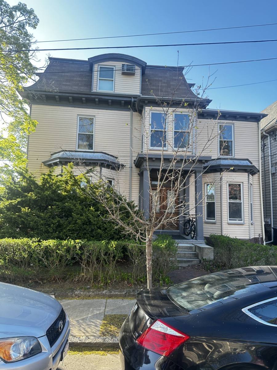 House for rent at 5 Day St #2, Cambridge, MA 02140