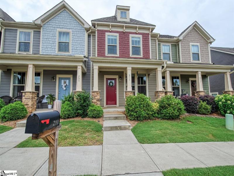 Townhouse for rent at 211 Meritage St, Greer, SC 29651