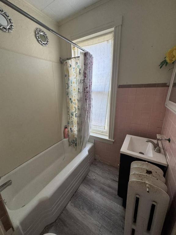 1132 Spring St, Reading, PA 19604