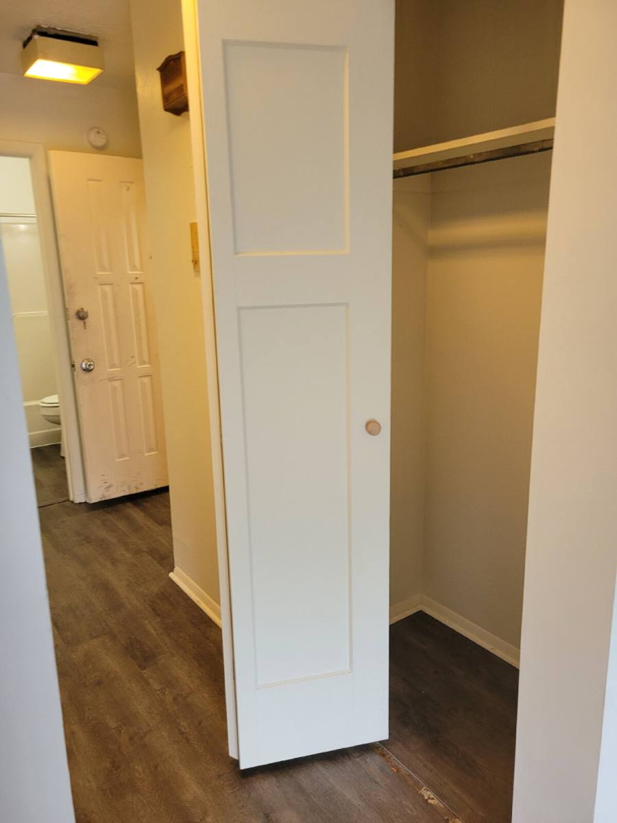 Apartment for rent at 534 Fallowfield Ave #4, Charleroi, PA 15022