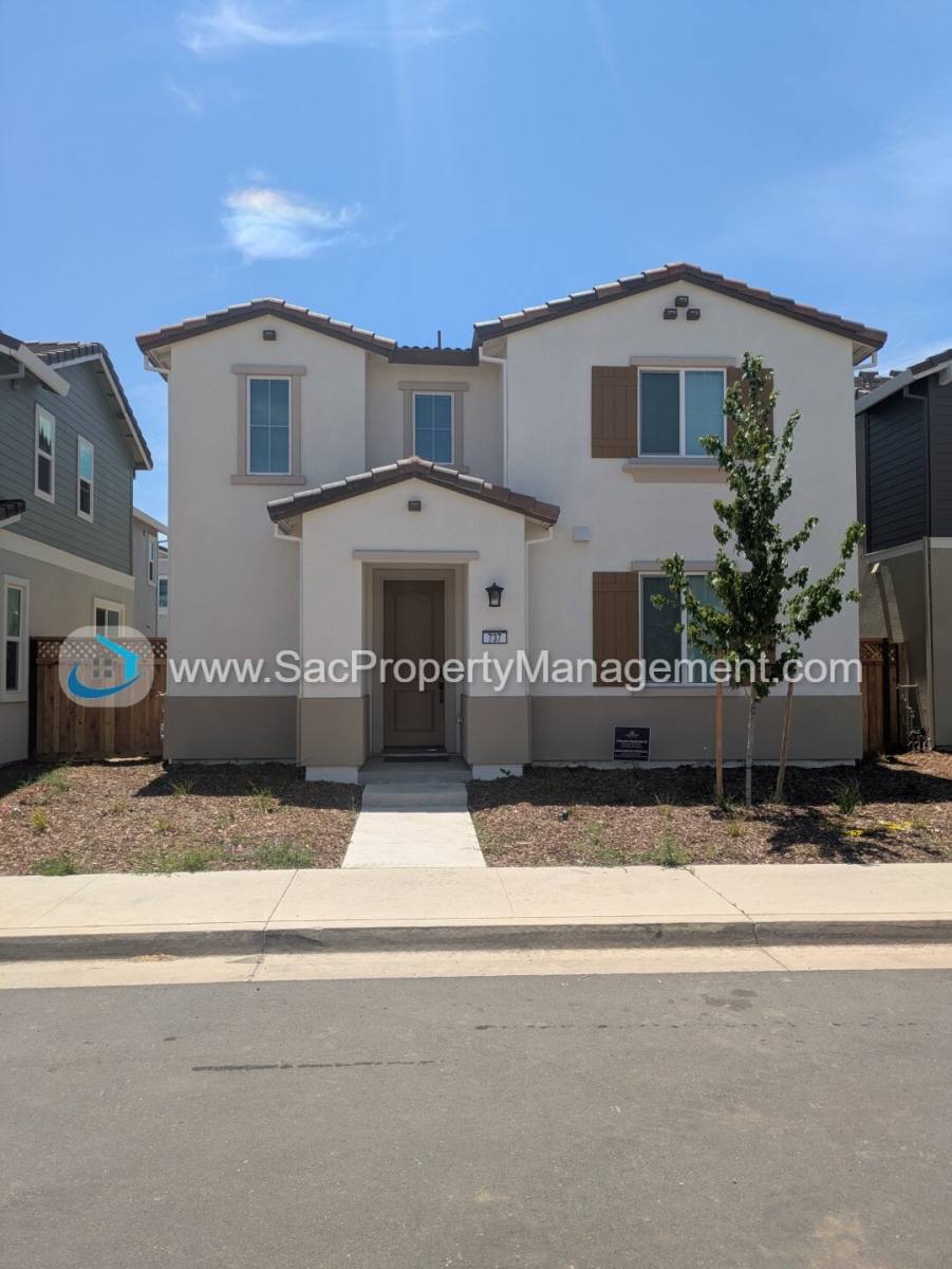 House for rent at 737 Barrett Lake Rd, West Sacramento, CA 95605