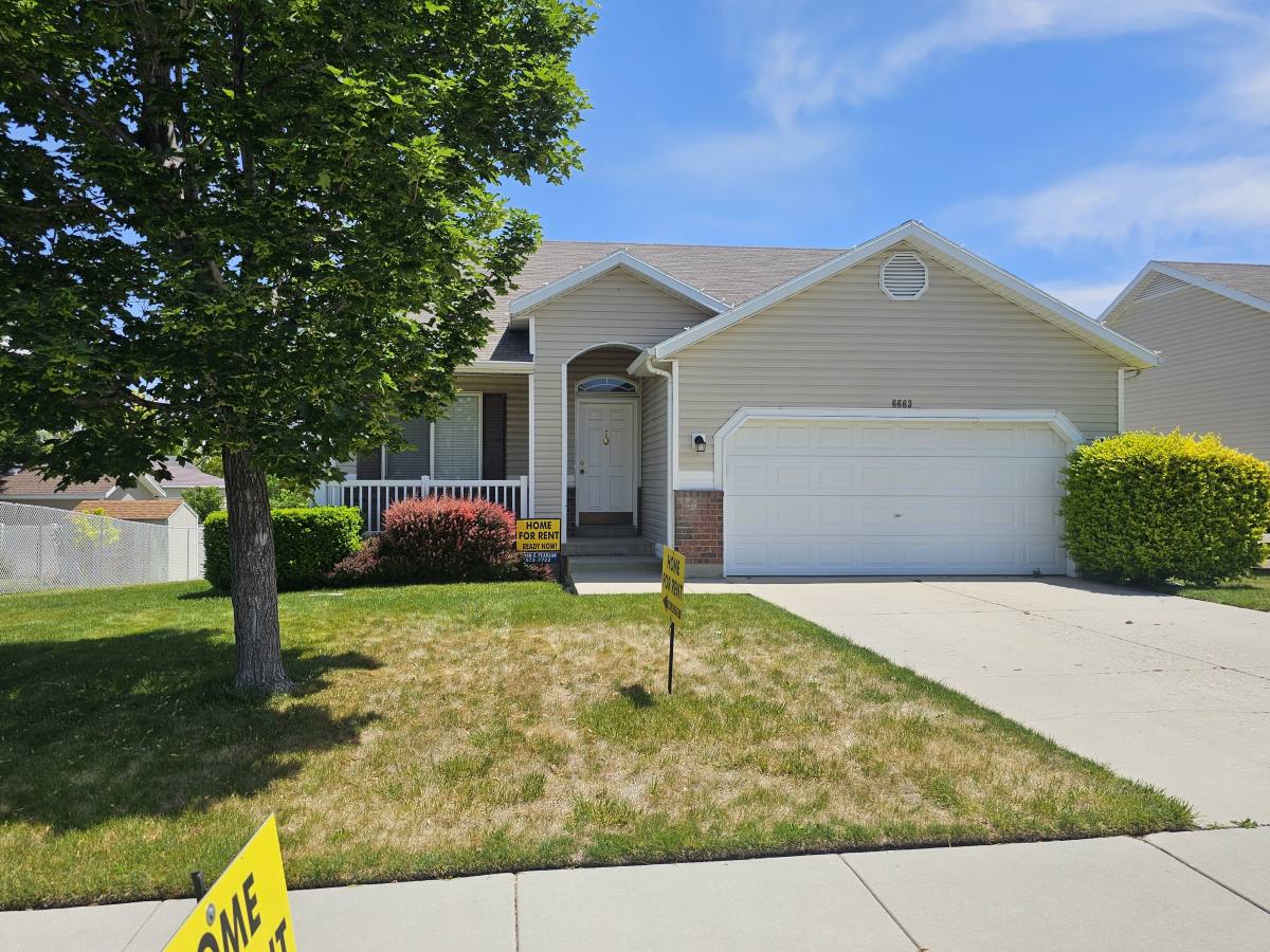 House for rent at 6663 S High Bluff Dr, West Jordan, UT 84081