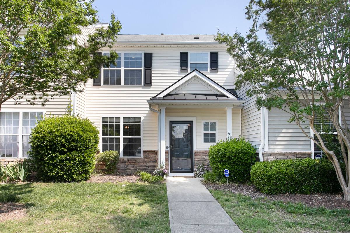 Townhouse for rent at 938 Cinnamon Dr, Durham, NC 27713