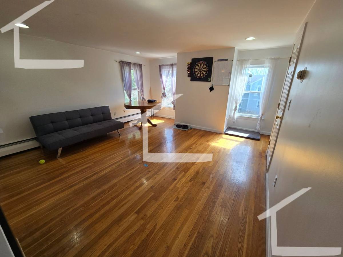 House for rent at 69 Summer St #2A, Watertown, MA 02472