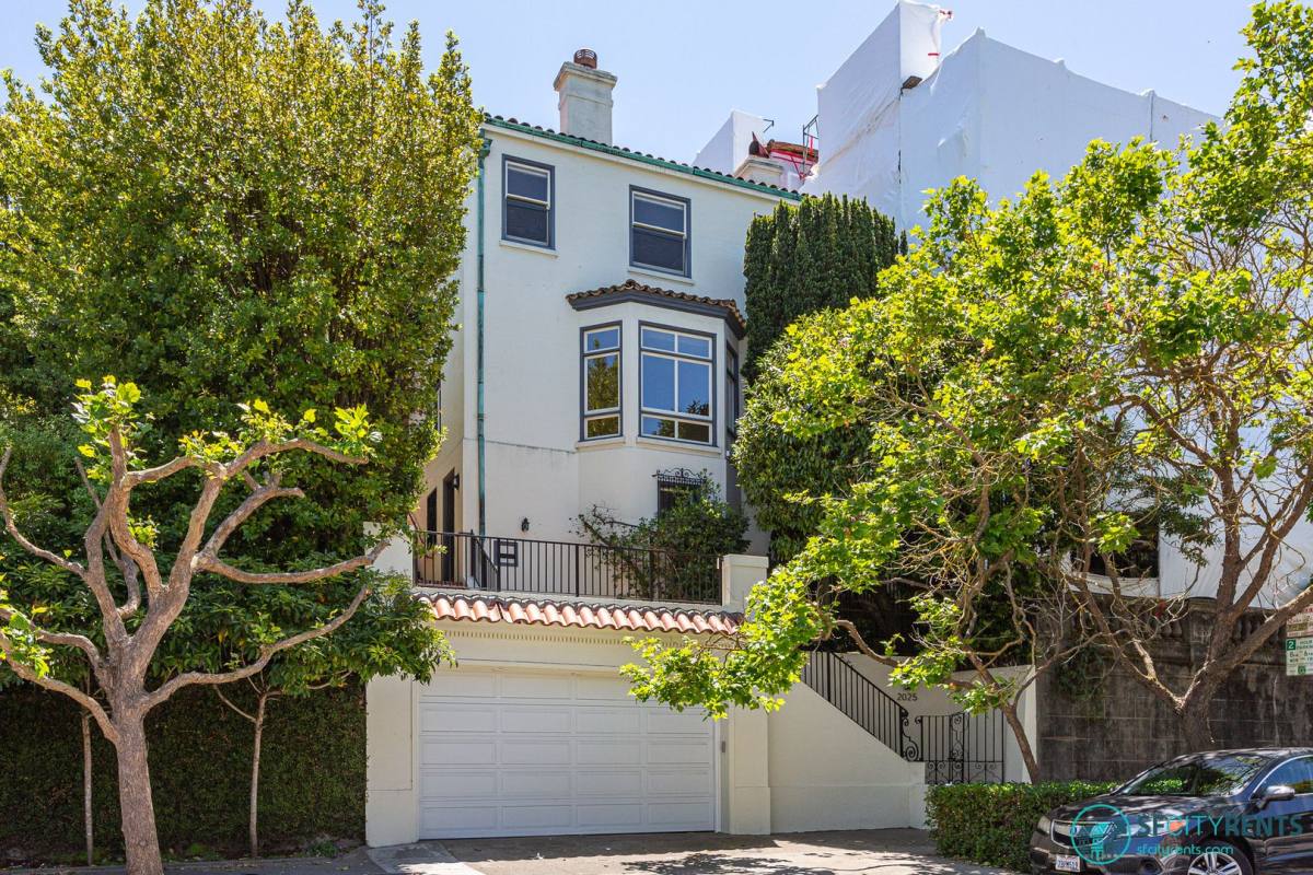 House for rent at 2025 Jackson St, San Francisco, CA 94109
