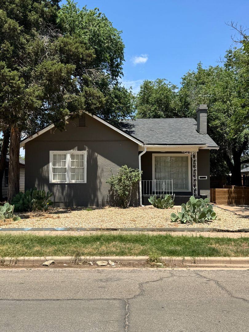 Apartment for rent at 1912 22nd St, Lubbock, TX 79411