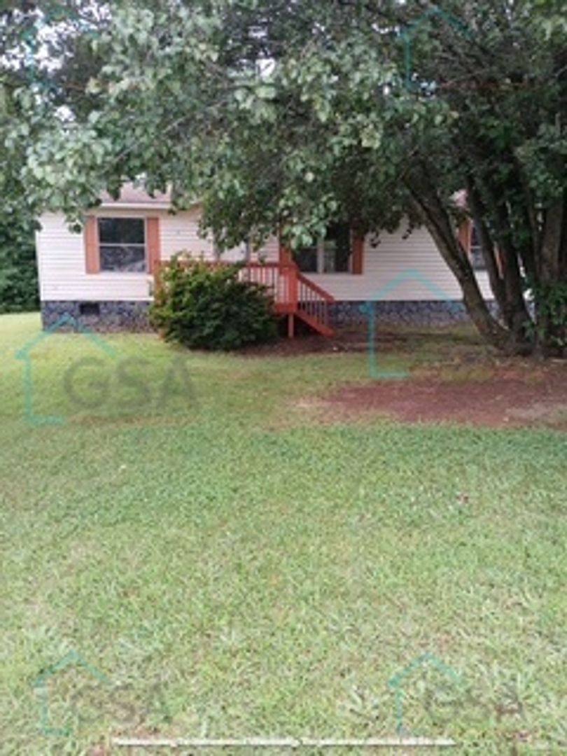 House for rent at 8 Natick Dr, Piedmont, SC 29673