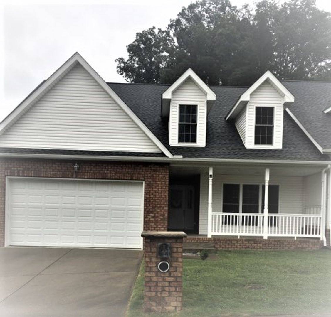 Townhouse for rent at 1 Whistle Stop, Barboursville, WV 25504