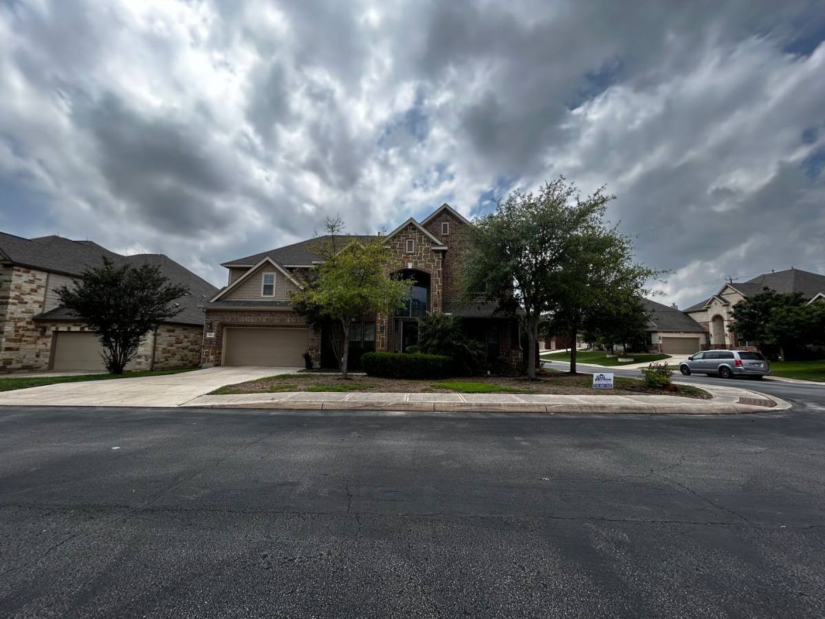 House for rent at 5343 Osprey Oak, San Antonio, TX 78253