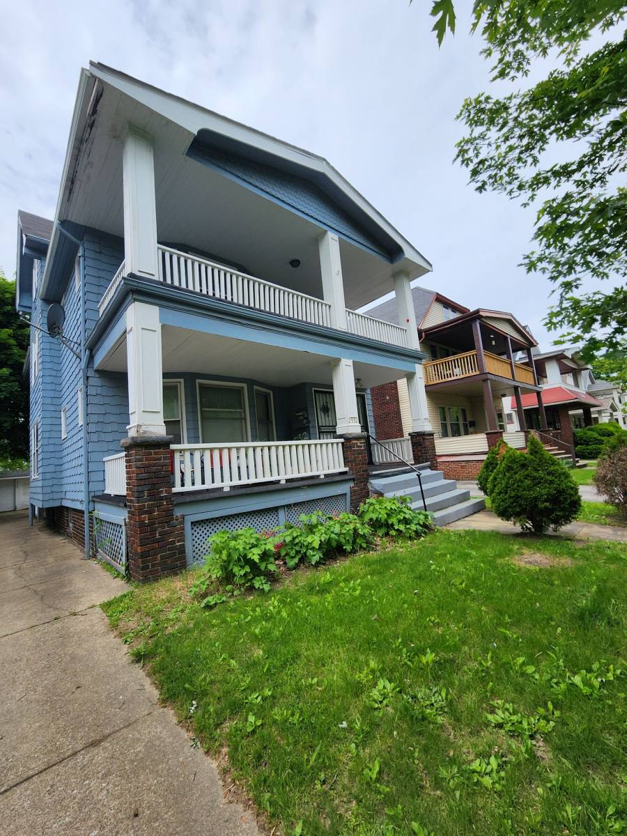 Apartment for rent at 2550 Kendall Rd, Cleveland, OH 44120