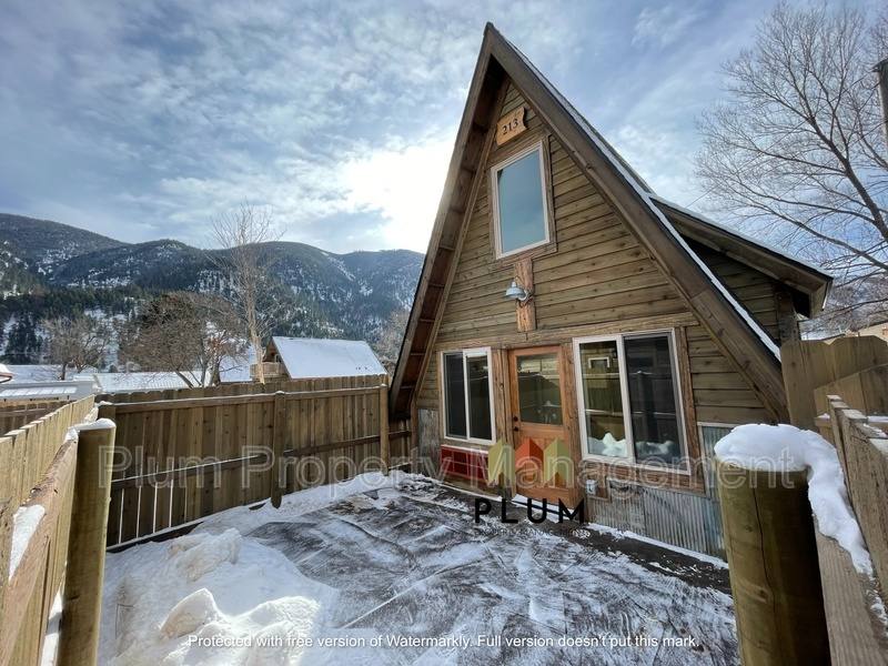 House for rent at 213 Sommers St #1 A-Frame, Missoula, MT 59801