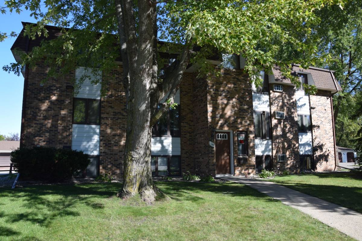 Apartment for rent at 125 Heather Lane, Mankato, MN 56001