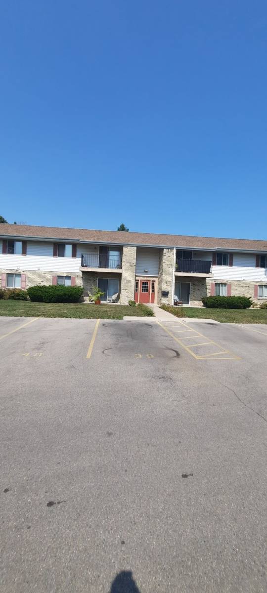 Apartment for rent at 1406-1410 91st St, Kenosha, WI 53143