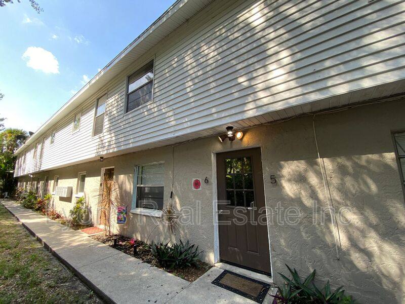 Apartment for rent at 3160 E Riverside Dr #6, Fort Myers, FL 33916