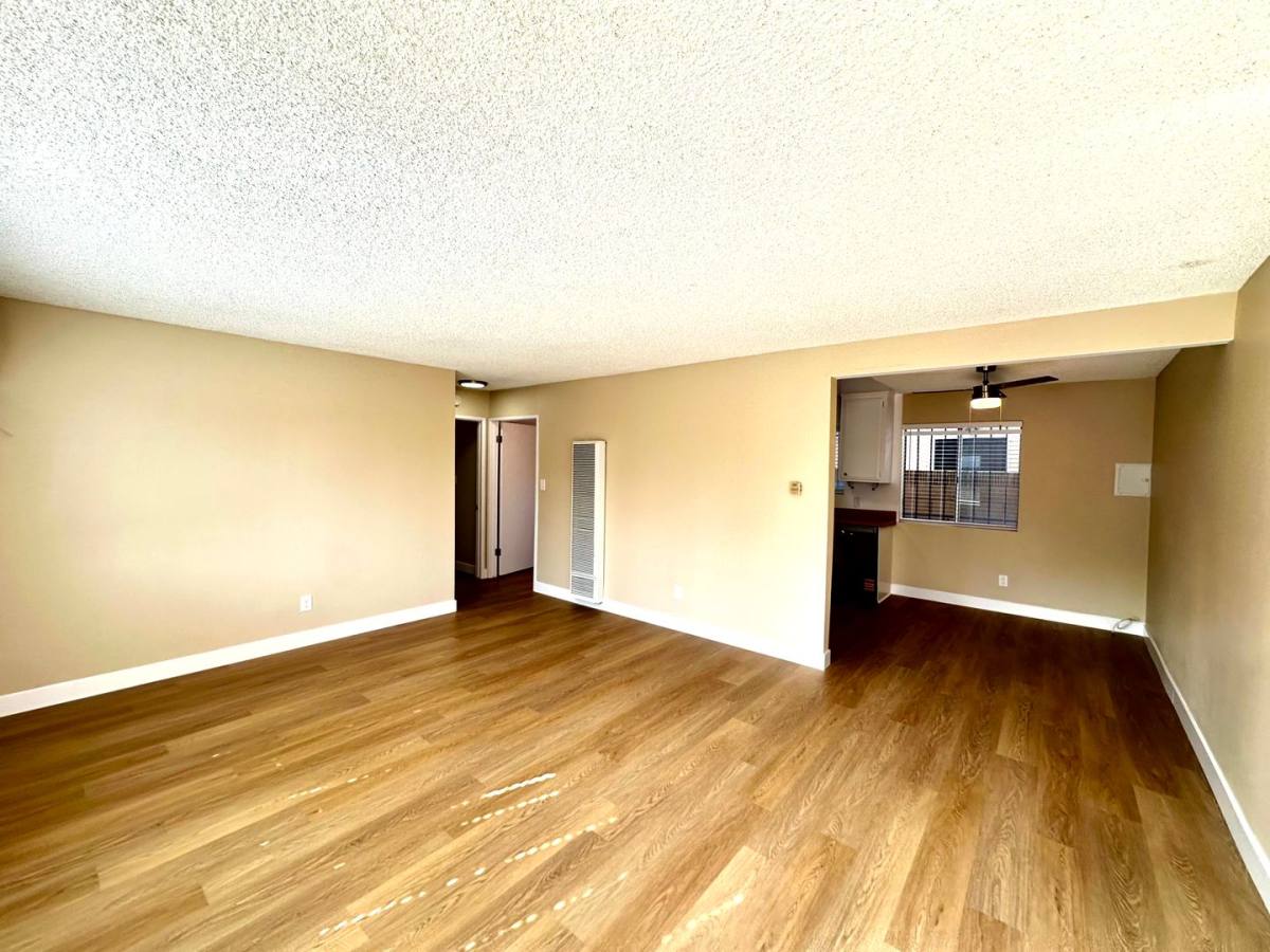 Apartment for rent at 9618 Pacific Ave, Bellflower, CA 90706