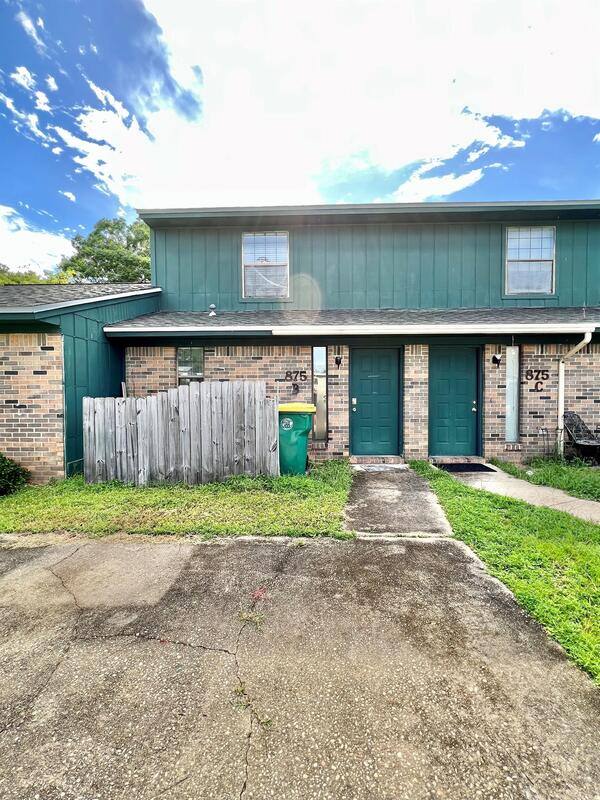 Townhouse for rent at 875 Fairview Dr, C, Fort Walton Beach, FL 32547