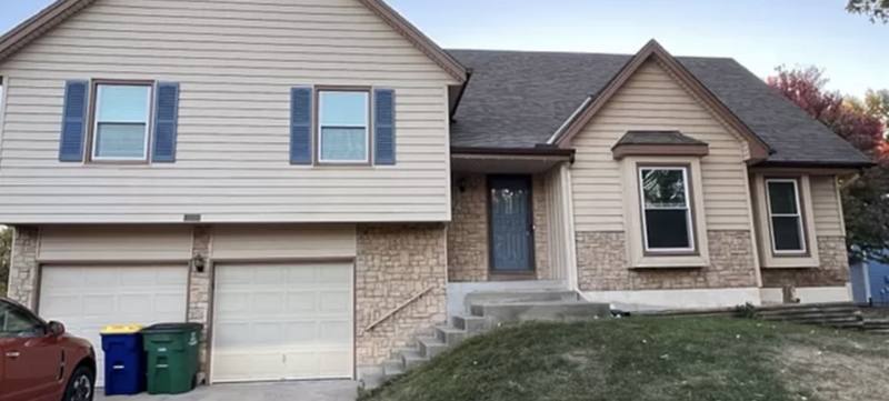 House for rent at 15431 Robinson, Overland Park, KS 66223