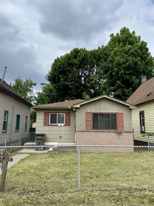 House for rent at 35 E Charlotte Ave, Ecorse, MI 48229