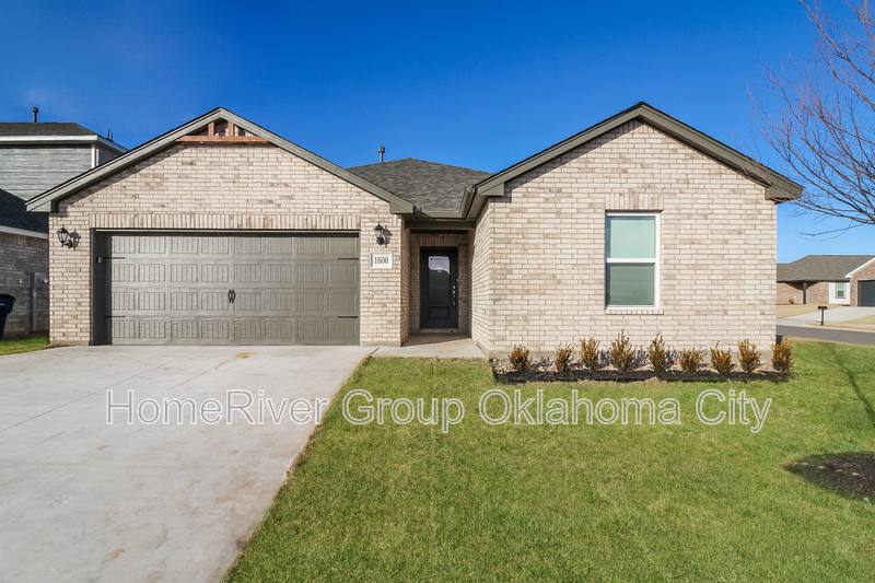 House for rent at 1600 Ruby Dr, El Reno, OK 73036