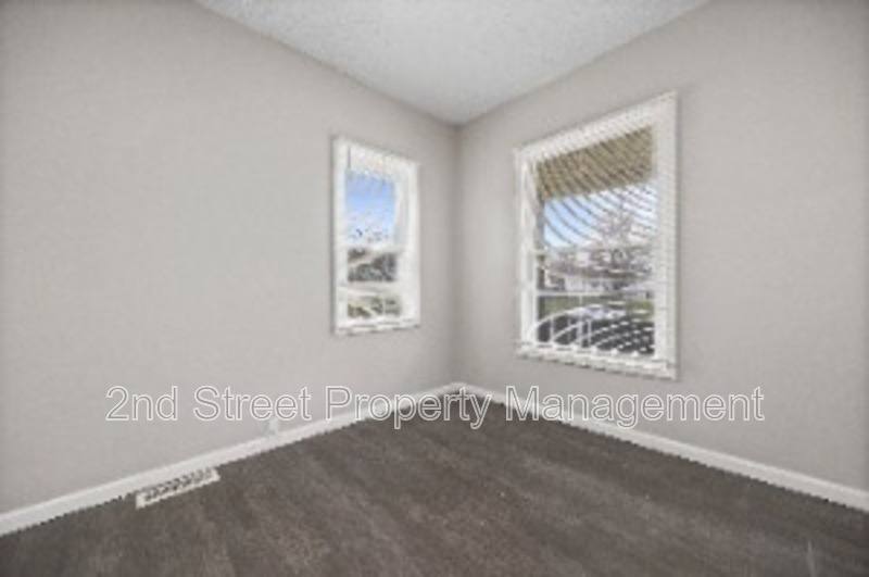Apartment for rent at 120 Harvard Ave #A, Elyria, OH 44035