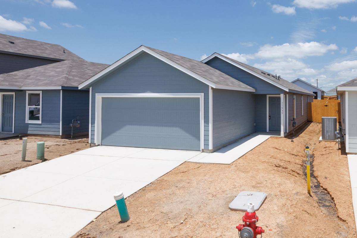 House for rent at 11539 Field Briar, Converse, TX 78109