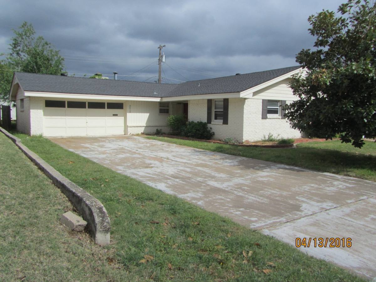 House for rent at 3612 Linda Ave, Oklahoma City, OK 73112