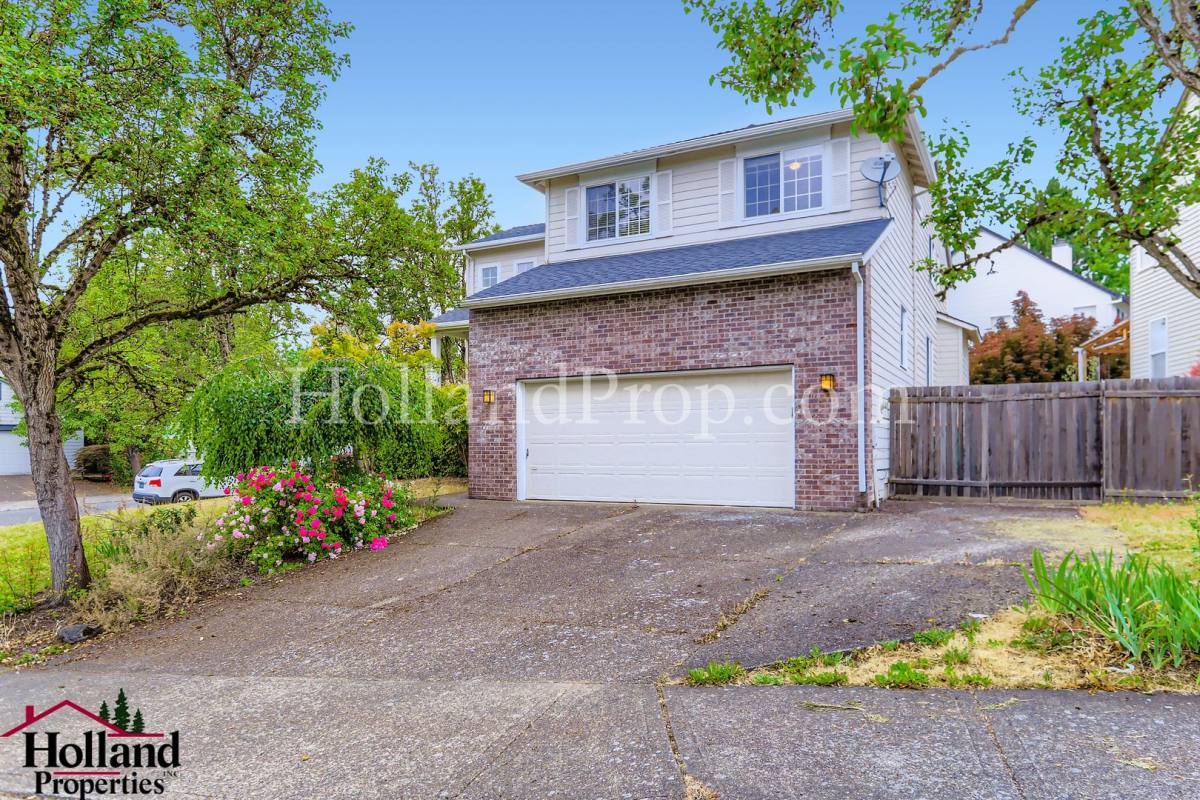 House for rent at 15385 NW Dane Lane, Portland, OR 97229