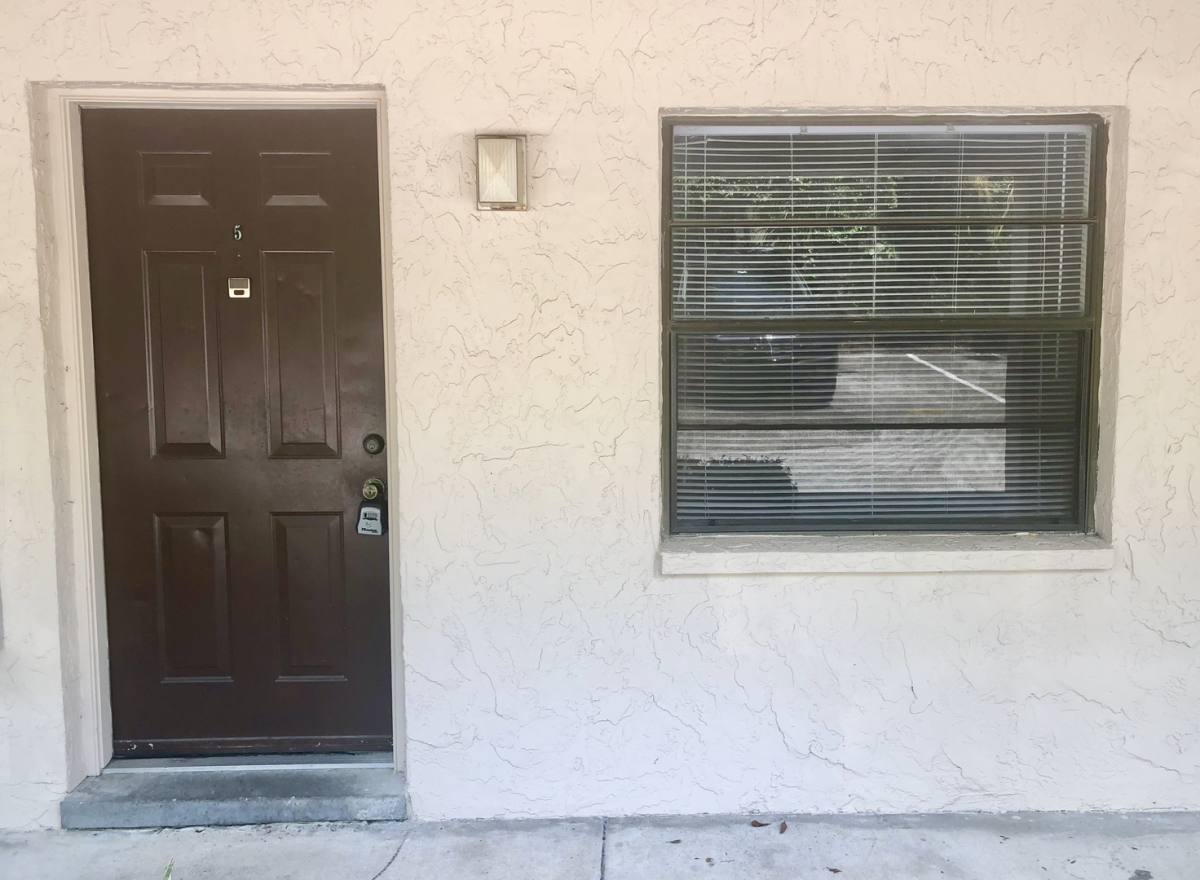 Apartment for rent at 819 E Lemon St, Lakeland, FL 33815