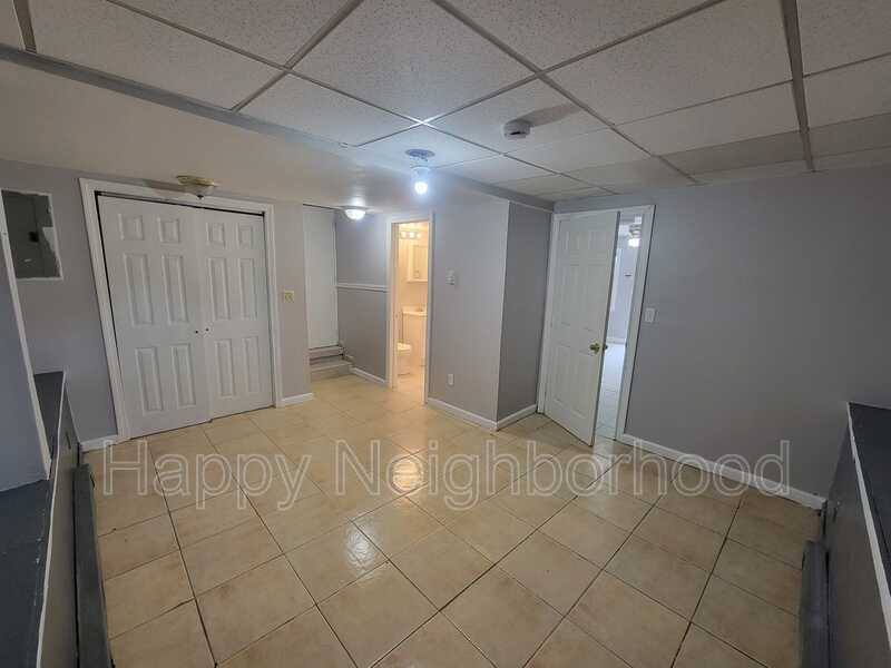 House for rent at 222 E Main St #5, Meriden, CT 06450