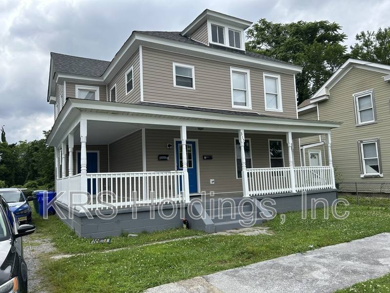 House for rent at 315 Hill St #A, Suffolk, VA 23434